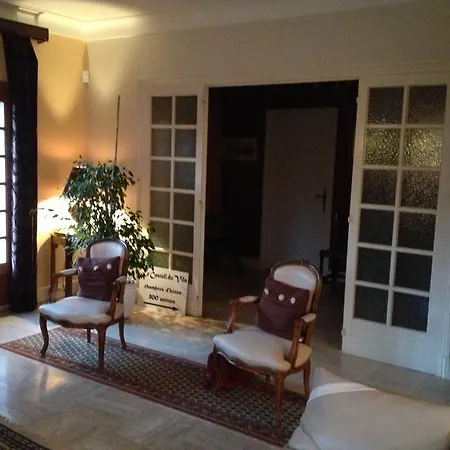 Le Castell Du فندق مبيت وإفطار *