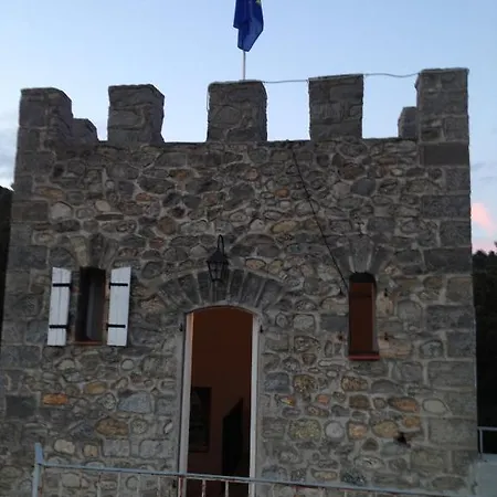 فندق مبيت وإفطار Le Castell Du Reynès